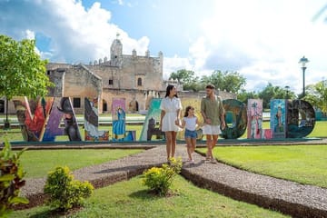 Private Chichen Itza Tour with Cenote and Valladolid Visit