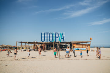 Yacht Tour to Utopia Island from Hurghada with Snorkeling