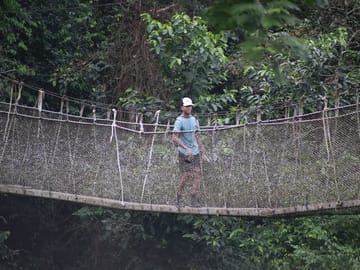 Kakum National Park and Cape Coast Castle Day Tour