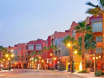 Guided Sightseeing and Shopping Tour in Hurghada, Egypt