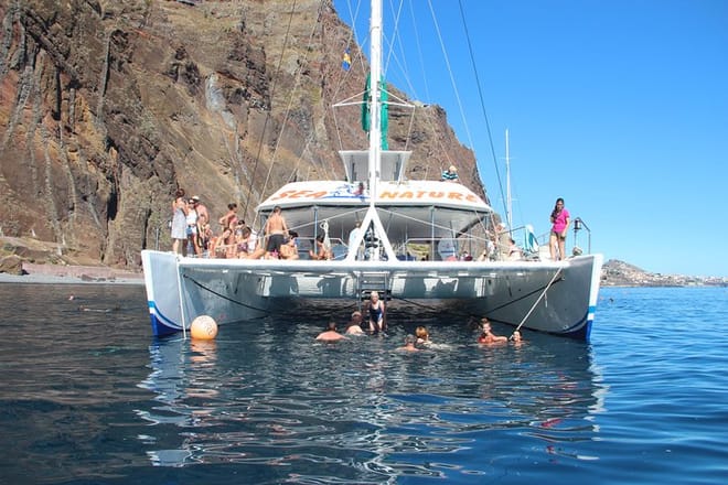 Arieiro Peak & Nun´s Valley in Open Roof 4x4 Tour + Dolphins Watching 5