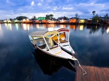 Pahalgam Gulmarg Srinagar Tour