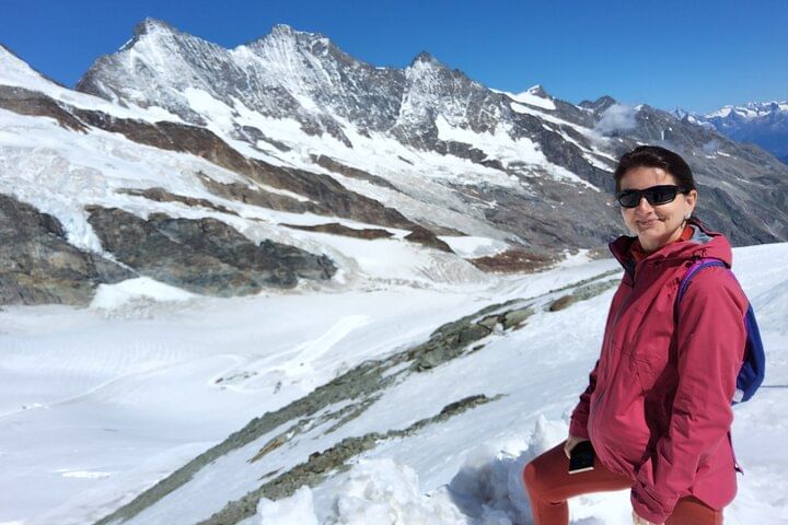 4 Days Swiss Alps Tour Zermatt, Jungfrau Region and Hidden Gems