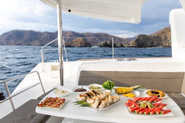 Costa Rica Catamaran Snorkel Kayak Paddleboard & Drinks 8