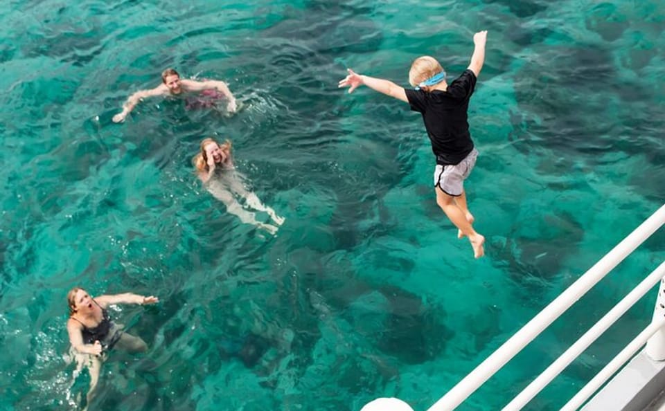 Phu Quoc Island Day Tour with Snorkeling and Cable Car Experience