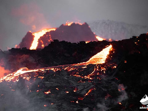 Flowing lava in Iceland during Volcano and blue lagoon tour