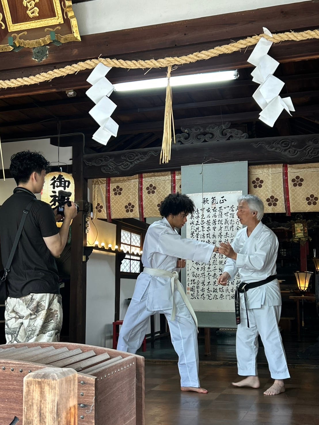 Karate Experience at Traditional Shinto Shrine in Osaka