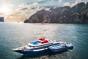 Phi Phi Islands by Ferry with Lunch