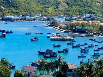 Vinh Hy Bay Snorkeling, Hidden Waterfall Discovery from Mui Ne