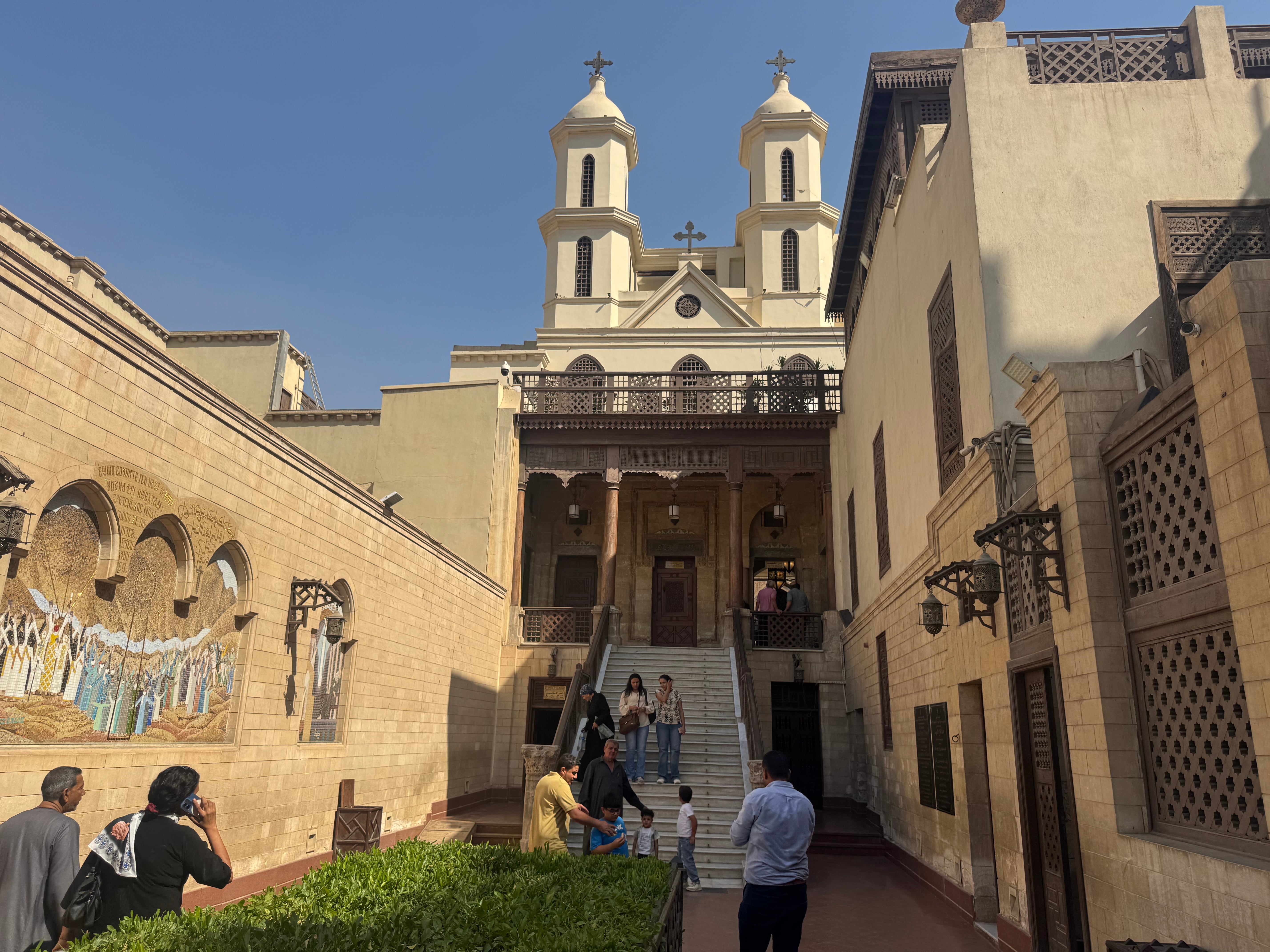 the hanging church old cairo - Emo Tours Sweden
