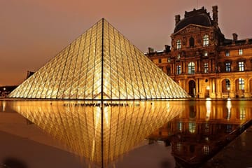 10-Day Private Van Tour from Paris to Switzerland