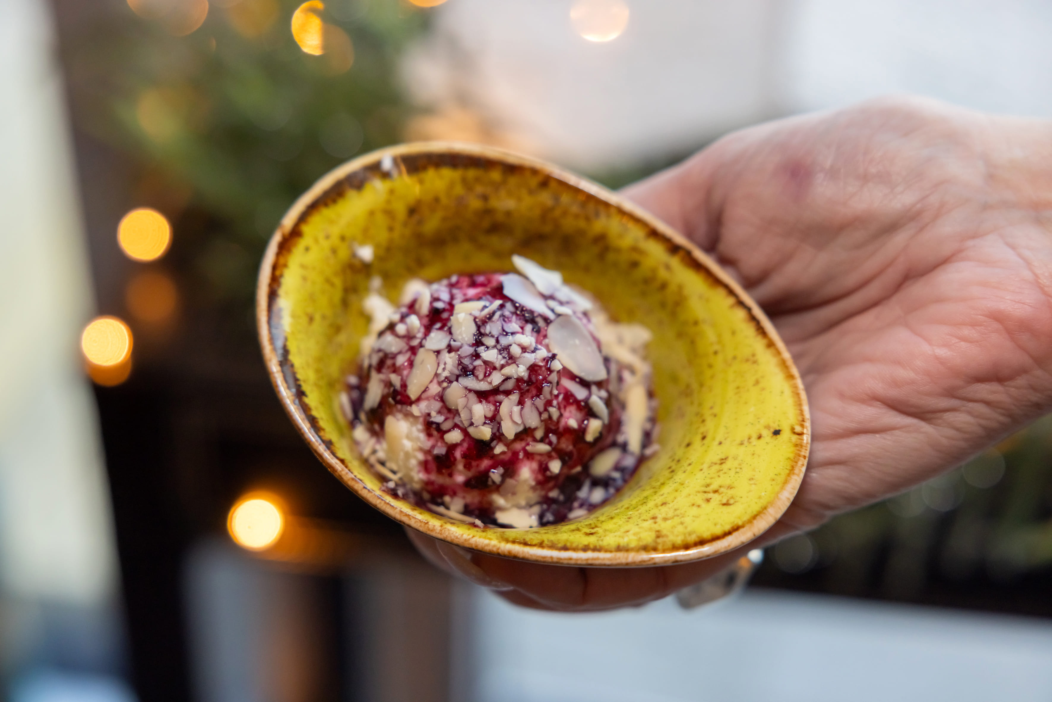 A picture of deliciously decorated Ice Cream.