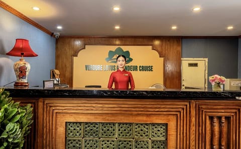 Verdure Grand Cruise Halong Overnight 5 Stars Cruise (2D1N)