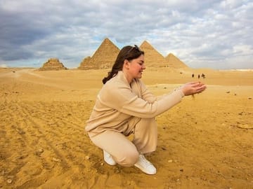 Private Guided Tour of Giza Pyramids and Saqqara