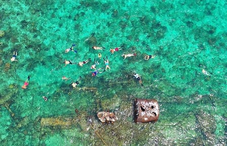 Snorkeling at Shipwreck and Blue Channel with Iguana Farm Tour