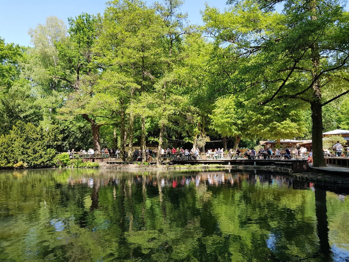 Berlin Highlights Brandenburg Gate and Tiergarten Bike Tour 4