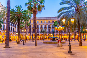 Audio Guided Walking Tour of Barcelona's Historic Sites