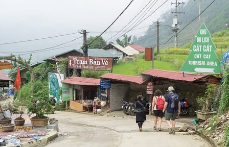 Sapa 2-Day Cultural Tour from Hanoi with Hotel Stay