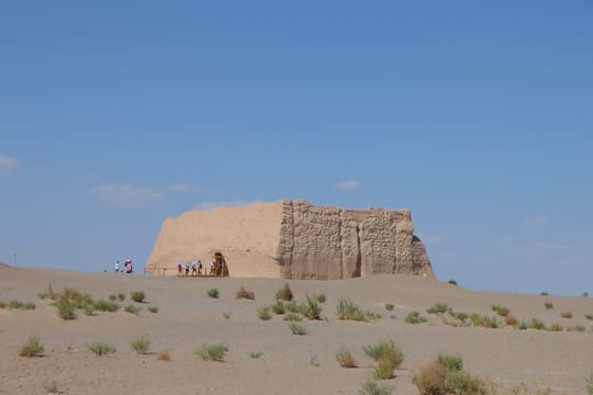 Private Day Trip to Jade Gate Pass, Great Wall Ruin, and Ghost City from Dunhuang