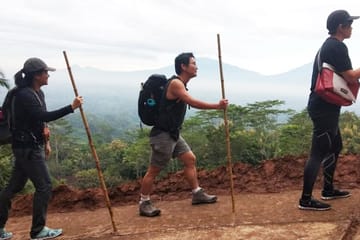 Private Half-Day Trekking Tour on Menoreh Hill near Borobudur