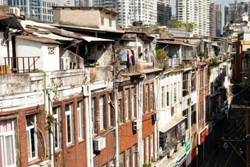 Xiamen food tour exploring Historic Zhongshan Arcade Streets