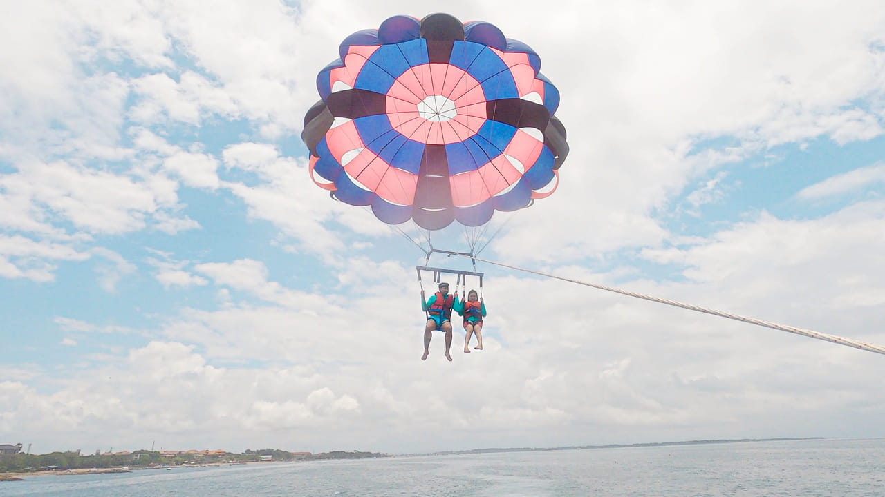 Bali Parasailing Adventure Experience with Transport 4