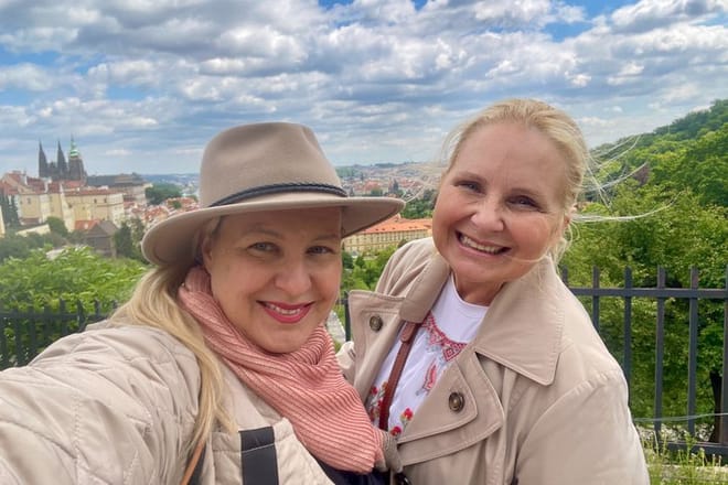 Prague in One Day: Highlights & Hidden Gems Private Tour by Car