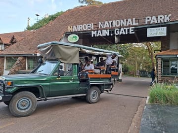 Nairobi National Park Open Game Viewer Landcruiser Safari