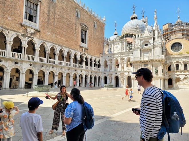 Semi Private St. Mark’s Basilica & Doge’s Palace Tour with Gondola Ride