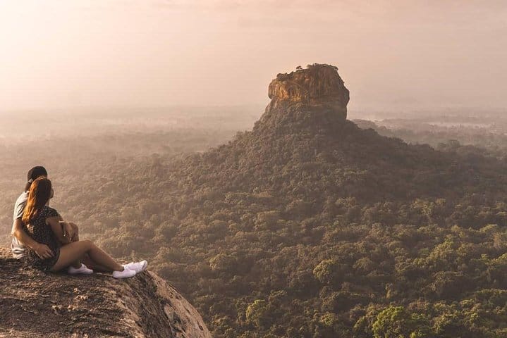 8 Days Guided Cultural Small Group Tour of Sri Lanka