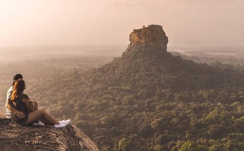 Colombo, Dambulla and Kandy 3-Day Cultural Tour