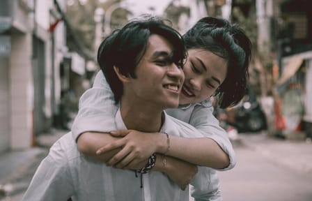 Couples Photoshoot Experience on the Streets of Rome
