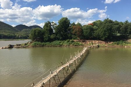 Kayaking Adventure on Nam Khan River & Stunning Tad Sae Waterfall