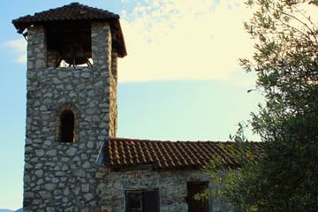 Guided Panoramic Lake Skadar Boat Tour with a Visit to Kom Monastery