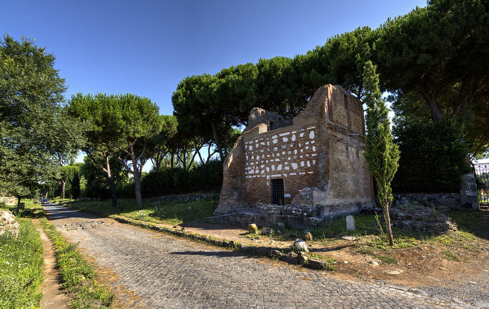 Guided Tour of Via Appia and Catacombs in Rome