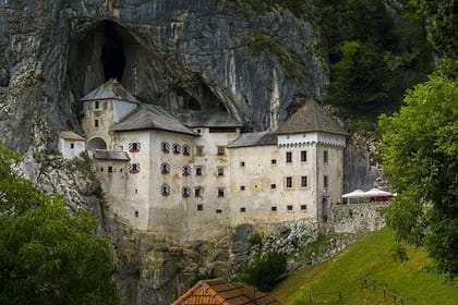 Private Postojna Cave, Predjama Castle and Karst Region Tour – from Ljubljana