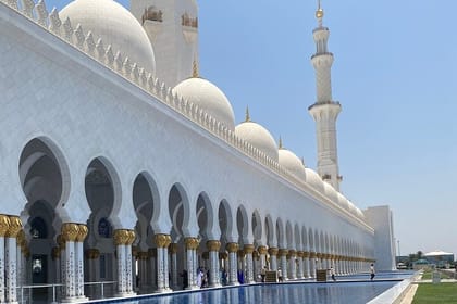 Abu Dhabi Stopover & Layover Tour – Private, Fast & Flexible