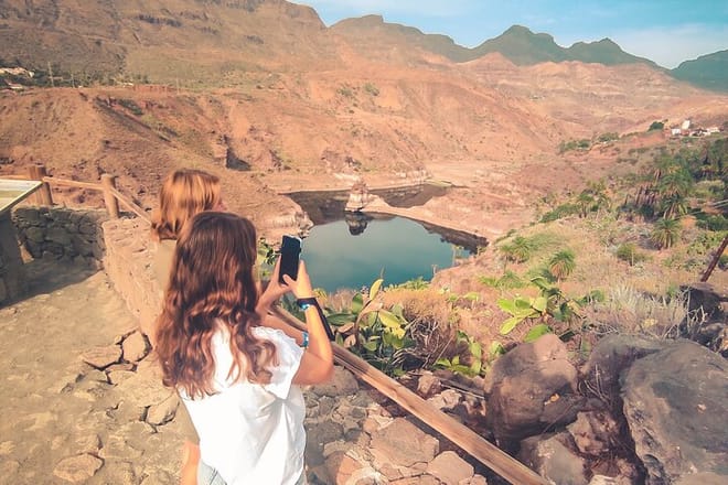 The Red Canyon Tour - Small Group Trip with Tasting photo 2
