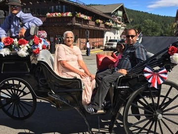 SUV Tour from Seattle to Leavenworth with Scenic Stops