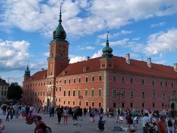 Self-Guided Walking Tour of Medieval Warsaw's Historic Sites