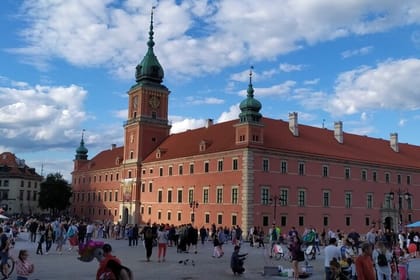Medieval Warsaw Smartphone App Self-Guided GPS Walking Tour