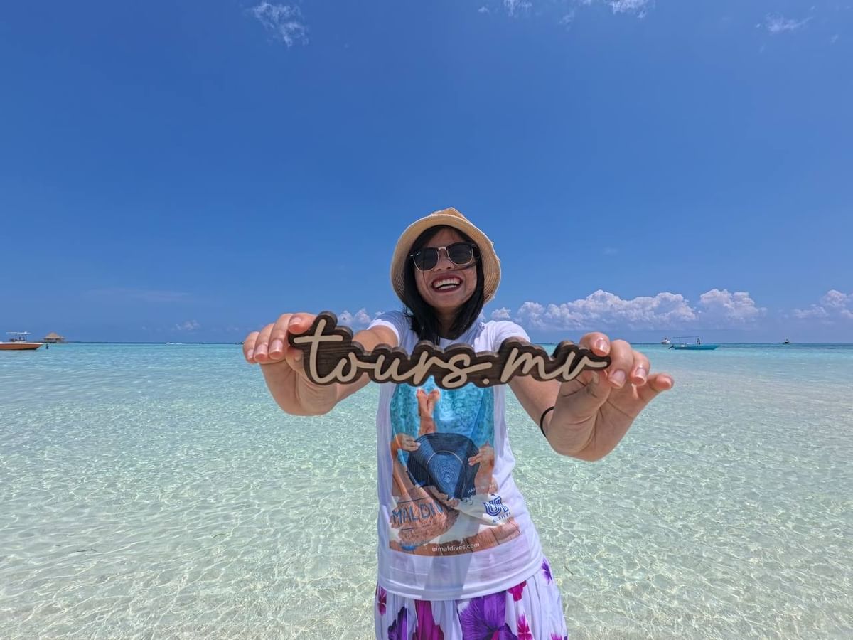 Maldives Dolphin Cruise, Sandbank Adventure & Local Island Tour