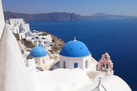 Private Full-Day Sightseeing Tour in Santorini with a Local 1