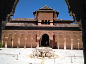 Alhambra private tour from Costa del Sol