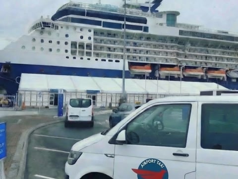 Kef International Airport to Cruise/Hotel/Airbnb