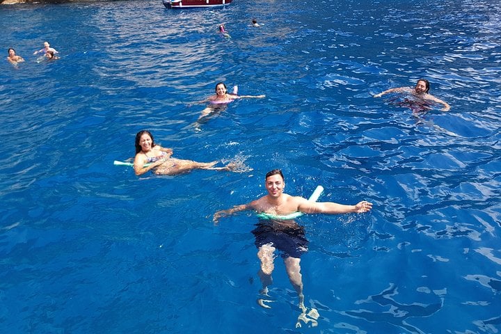 Sorrento: Positano & Amalfi coast small group tour by boat 8