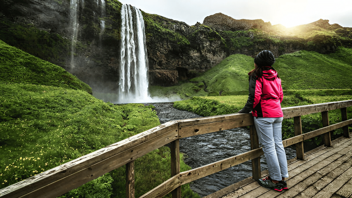 Private South Coast & Jokulsarlon Lagoon Tour in Multi-Language Guide Options, by Nordur Travel Services