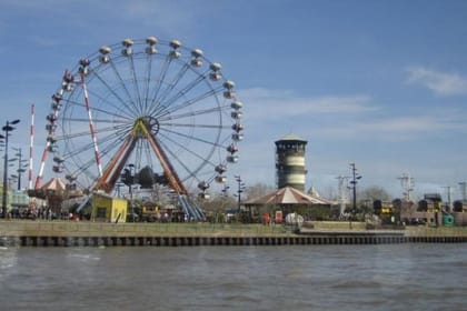 Parque de La Costa Day Tour in Buenos Aires