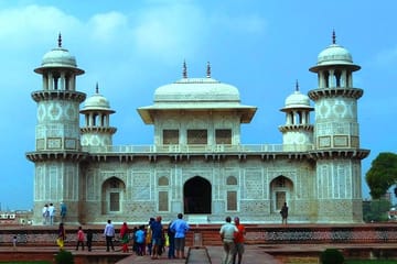 Private Sunset Day Tour of Taj Mahal Agra From Delhi Includes Guide