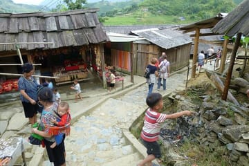 Private Trekking Tour Through Sapa's Rice Terraces